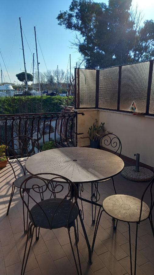 דירות פיומיצ'ינו A Santy'S House 1Piano-No Lift-Shuttle A Pagamento-Raggiungibile A Piedi Aeroporto-Fermata Bus Fiera Di Roma A 3 Minuti-Air Condiz Ed Extra Bed For A Fee A Pagamento מראה חיצוני תמונה