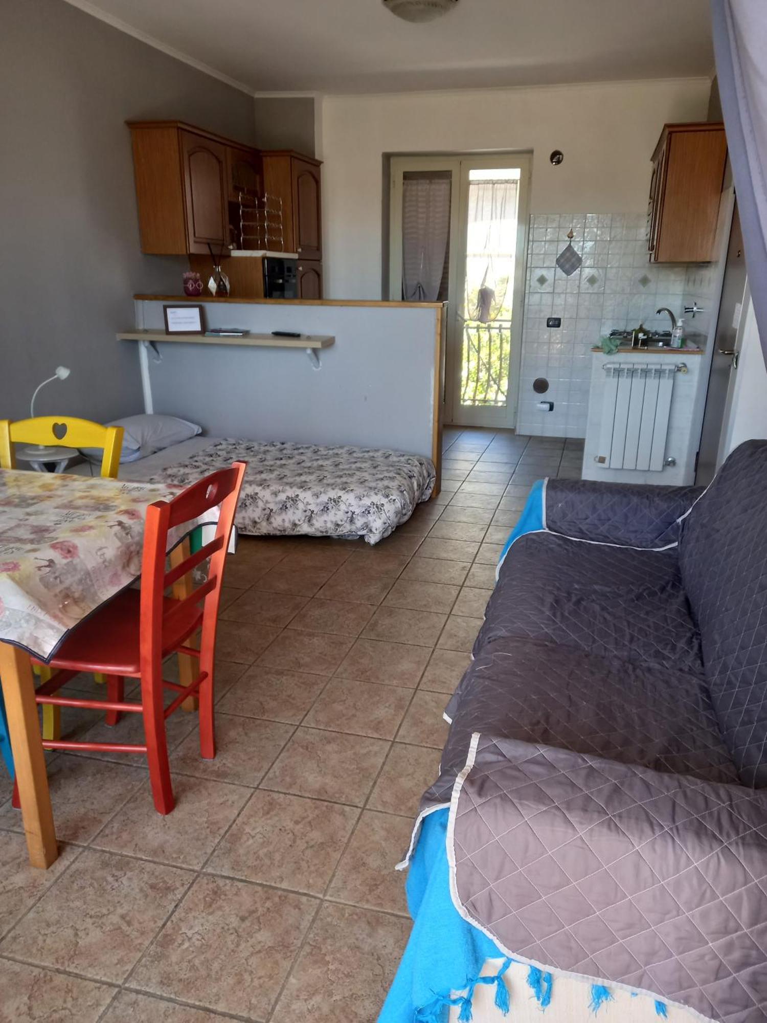 דירות פיומיצ'ינו A Santy'S House 1Piano-No Lift-Shuttle A Pagamento-Raggiungibile A Piedi Aeroporto-Fermata Bus Fiera Di Roma A 3 Minuti-Air Condiz Ed Extra Bed For A Fee A Pagamento מראה חיצוני תמונה
