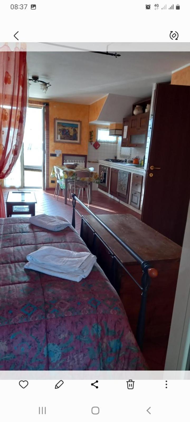דירות פיומיצ'ינו A Santy'S House 1Piano-No Lift-Shuttle A Pagamento-Raggiungibile A Piedi Aeroporto-Fermata Bus Fiera Di Roma A 3 Minuti-Air Condiz Ed Extra Bed For A Fee A Pagamento מראה חיצוני תמונה